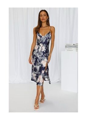 homecoming dresses white and blue Sherri Hill Print Bubble Hem Dress 57545 accentuating your figure and Short Mismatched Royal Blue Color:Black Over Champagne 1950 style dress